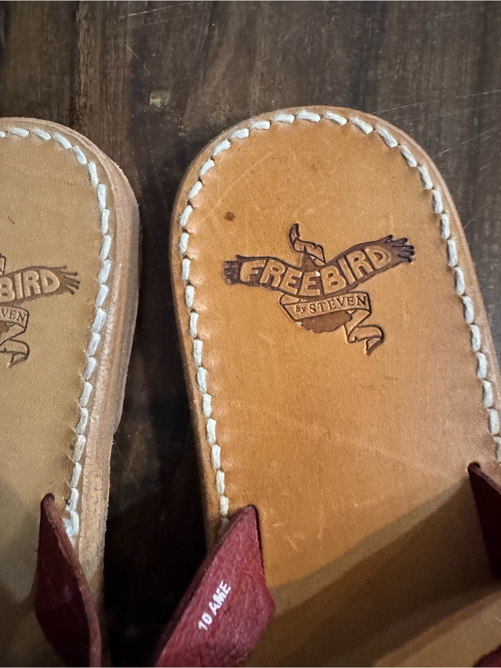 Freebird by Steven Red Leather Moon & Star Cutout Thong Sandals - Picture 2 of 3